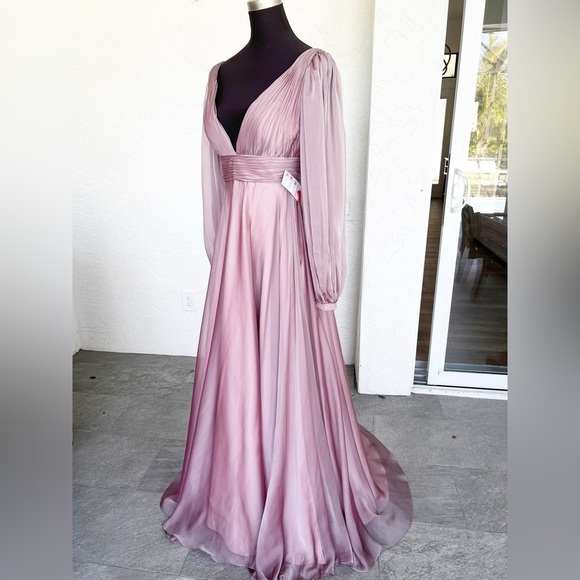 Mac Duggal Evening 67414D Long Sleeve Deep V-Neck Gown Size 4 Prom Pageant Dress - Picture 8 of 11